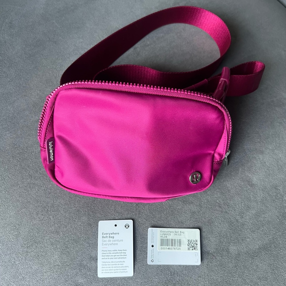 Lululemon Everywhere Belt Bag Wild Berry NWT